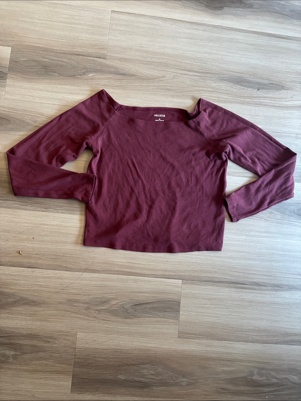 Hollister Ribbed Off-Shoulder Long Sleeve Top - Wine